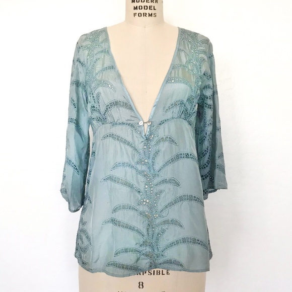GOLD HAWK - Pale Blue Silk Top w/ Flared Sleeves - Picture 1 of 4